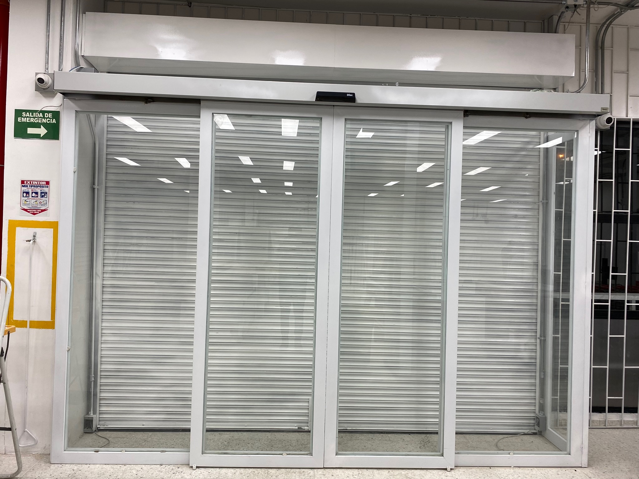 placeholder image-sq